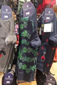 Berthe aux grands pieds et Dagobert, marques françaises de chaussettes fabriquées par la Manufacture de bonneterie Perrin